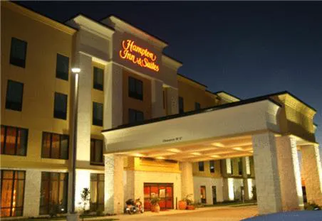 Hampton Inn & Suites Bastrop hotel detail image 2