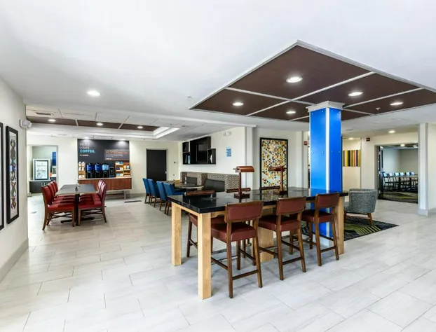 Holiday Inn Express Hotel & Suites Bastrop by IHG hotel detail image 2