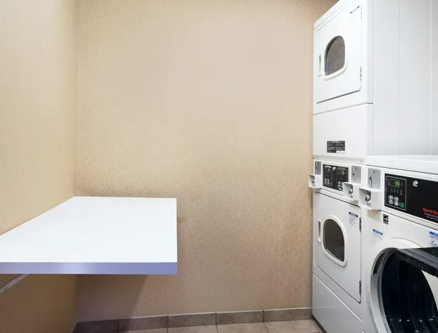 Hampton Inn Somerset hotel detail image 4