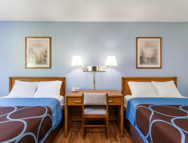 Super 8 by Wyndham Norwich hotel detail image 3