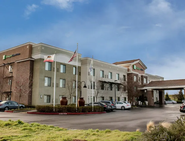 Holiday Inn Express Hotel & Suites Lincoln by IHG hotel detail image 2