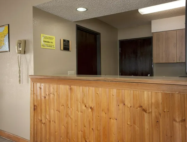 Super 8 by Wyndham Pulaski hotel detail image 1