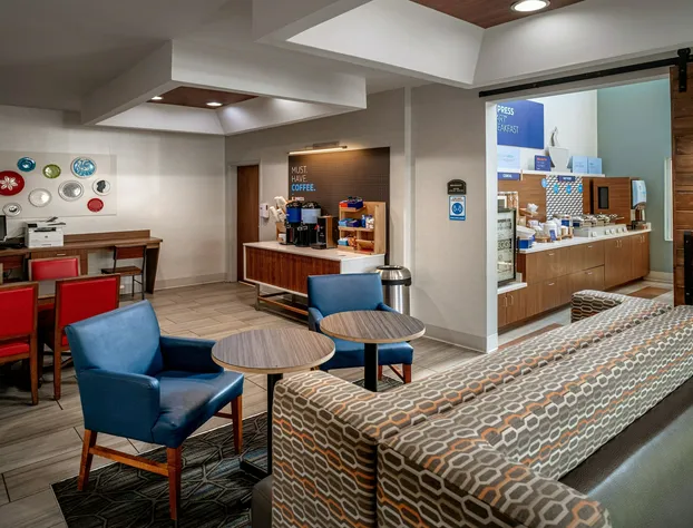 Holiday Inn Express Hotel & Suites Pikeville by IHG hotel detail image 3