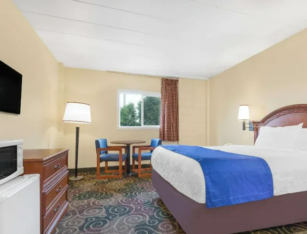 Travelodge by Wyndham Lima OH hotel detail image 1