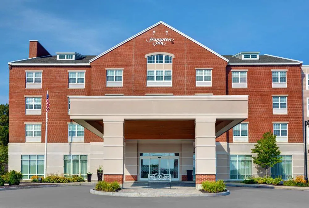 Hampton Inn Bath (Brunswick Area) hotel hero