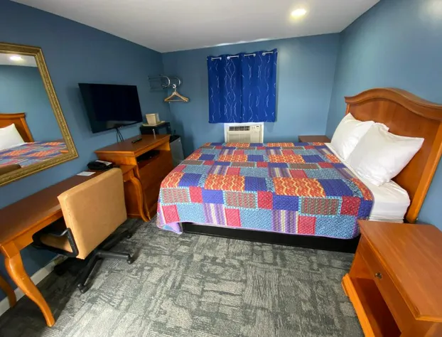 Royal Inn Claremont hotel detail image 1