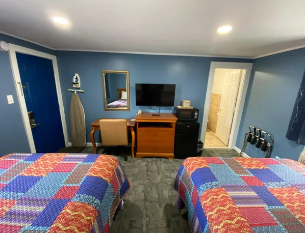 Royal Inn Claremont hotel detail image 3