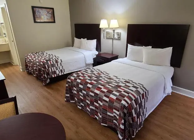 Red Roof Inn Tifton hotel detail image 2