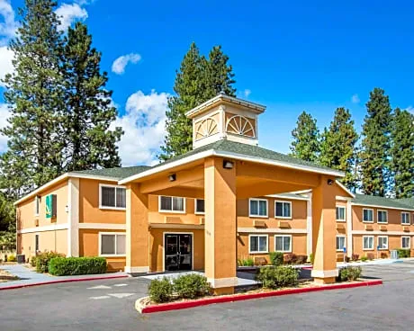 Quality Inn & Suites Weed - Mount Shasta hotel detail image 4