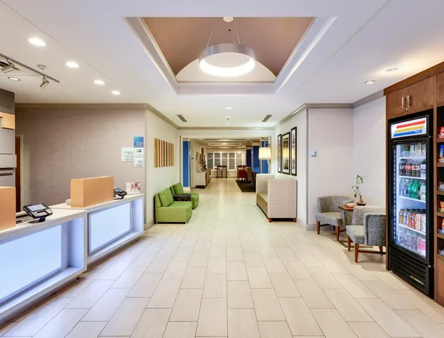 Holiday Inn Express & Suites Dublin by IHG hotel detail image 4