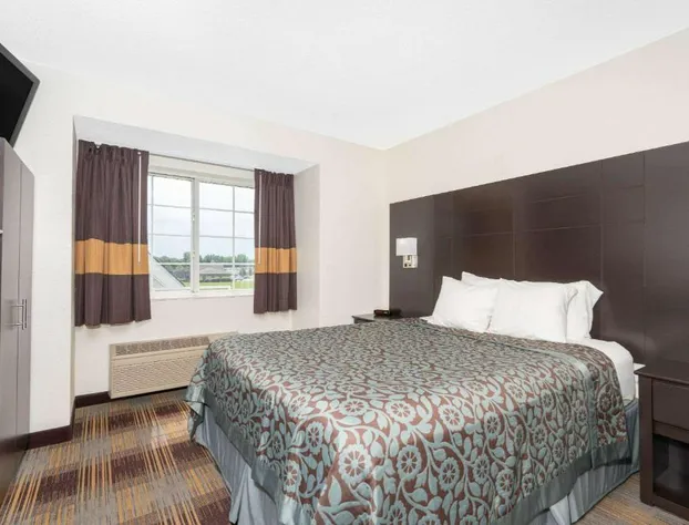 Days Inn by Wyndham Faribault hotel detail image 4