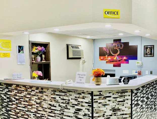 Super 8 by Wyndham Winona MN hotel detail image 1