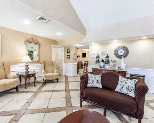 Quality Inn Decherd / Winchester hotel detail image 1