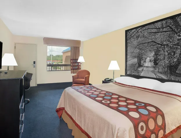 Super 8 by Wyndham Bulls Gap Greeneville Area hotel detail image 4