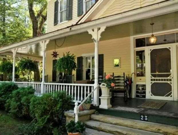 Edgeworth Inn hotel detail image 3