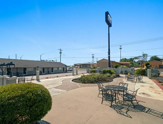 Americas Best Value Inn & Suites Brenham hotel detail image 3