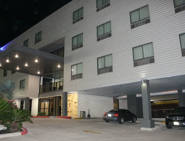 Baymont by Wyndham Columbus hotel detail image 3