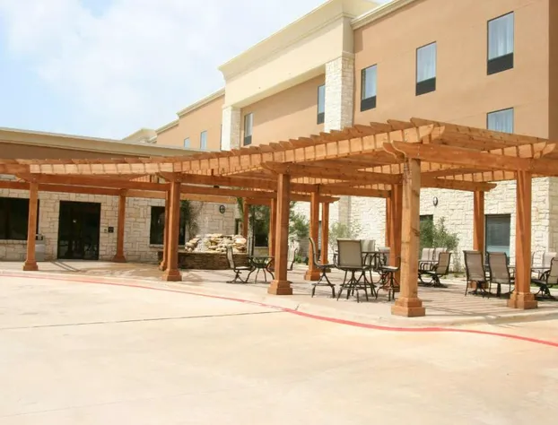 Hampton Inn & Suites Buffalo hotel detail image 2