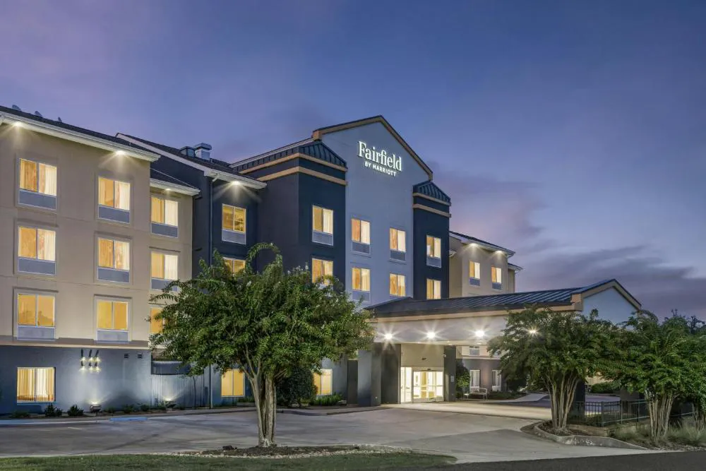 Fairfield Inn & Suites Ruston hotel hero