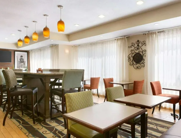Hampton Inn Zanesville hotel detail image 3