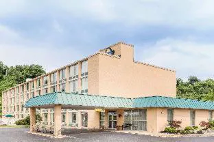 Days Inn by Wyndham Cambridge hotel detail image 1