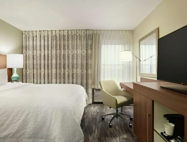Hampton Inn Findlay hotel detail image 1