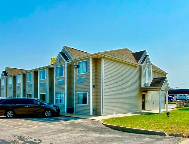 Microtel Inn & Suites by Wyndham Ardmore hotel detail image 2