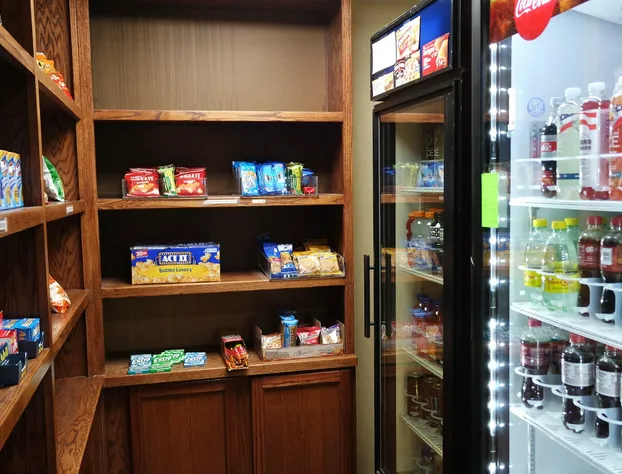 Ardmore Inn & Suites hotel detail image 4