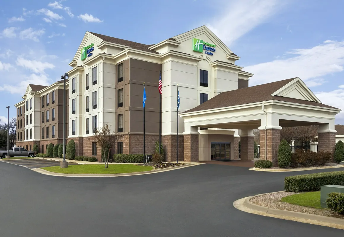 Holiday Inn Express Hotel & Suites Durant by IHG hotel hero