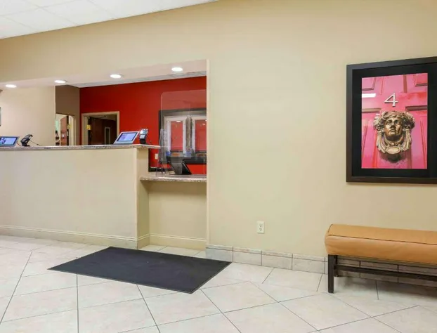 Extended Stay America Suites Findlay Tiffin Avenue hotel detail image 2