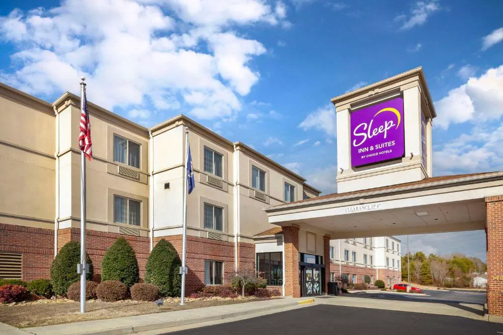 Sleep Inn & Suites Danville Hwy 58 hotel hero