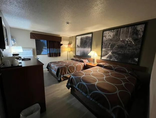 Raceway Inn hotel detail image 2