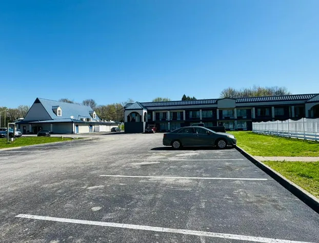 Rodeway Inn Owensboro South hotel detail image 2