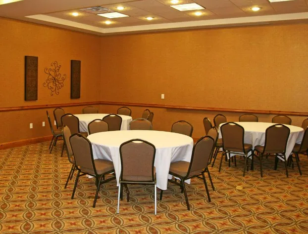 Hampton Inn & Suites Buffalo hotel detail image 4