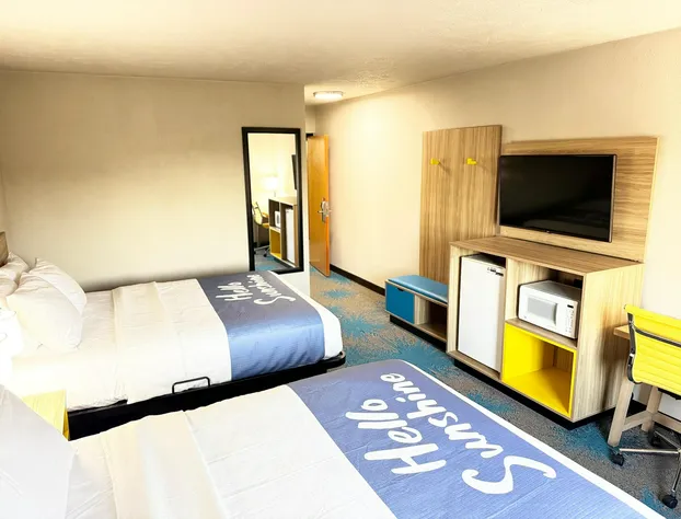 Days Inn by Wyndham Lincoln, IL hotel detail image 4