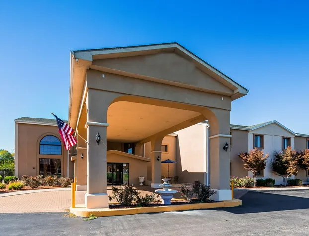 Hotel Lincoln Inn on Route 66 and near I-55 hotel detail image 3