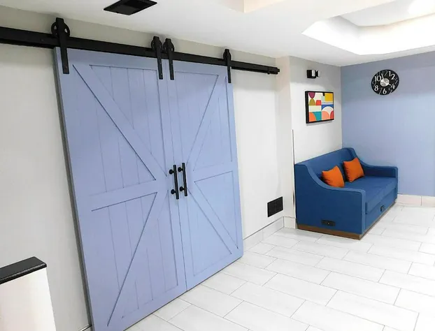 Quality Inn Pontiac hotel detail image 3