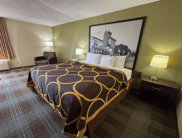 Super 8 by Wyndham Lincoln hotel detail image 4