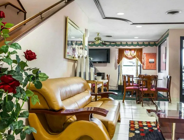 Quality Inn Arcola hotel detail image 1