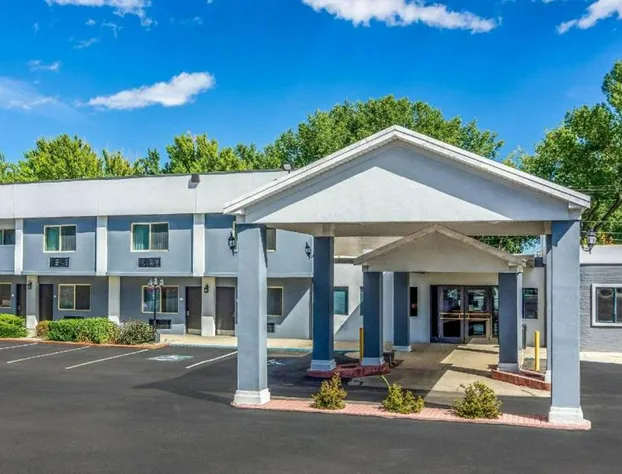 Quality Inn Buffalo hotel detail image 2