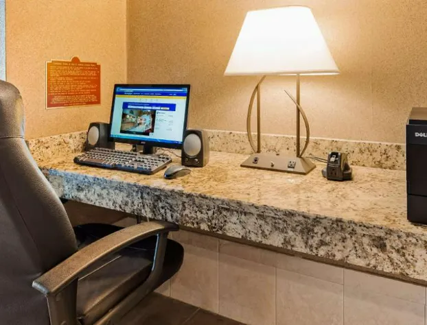 Best Western Wapakoneta Inn hotel detail image 4