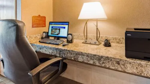 Best Western Wapakoneta Inn hotel detail image 2