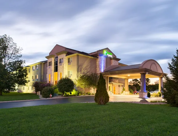 Holiday Inn Express & Suites Bucyrus by IHG hotel detail image 3