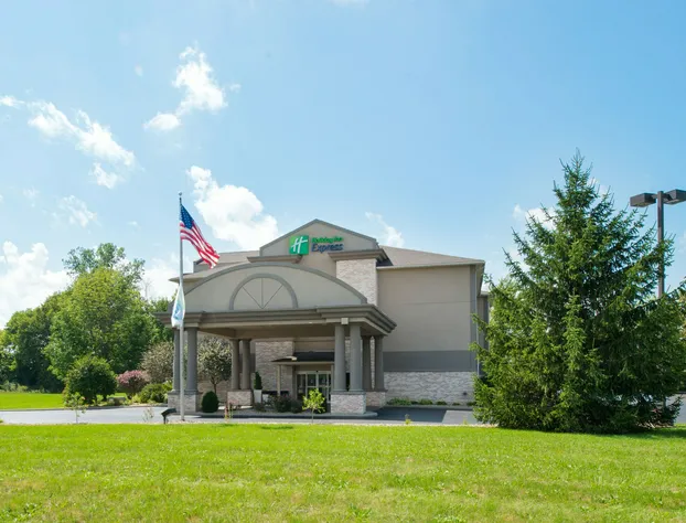 Holiday Inn Express & Suites Bucyrus by IHG hotel detail image 4