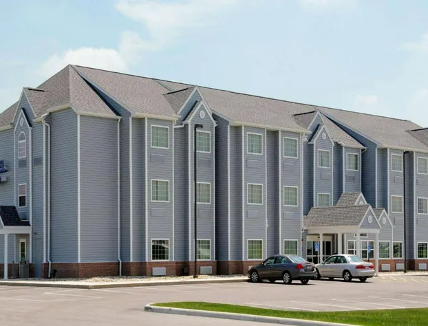 Microtel Inn & Suites by Wyndham Delphos hotel detail image 2