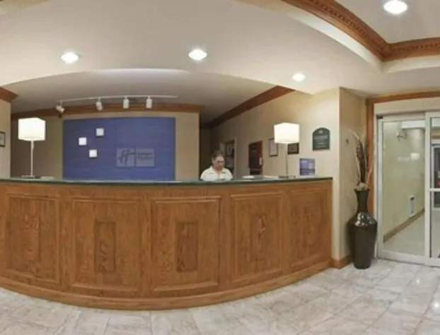 Holiday Inn Express Hotel & Suites Defiance by IHG hotel detail image 4