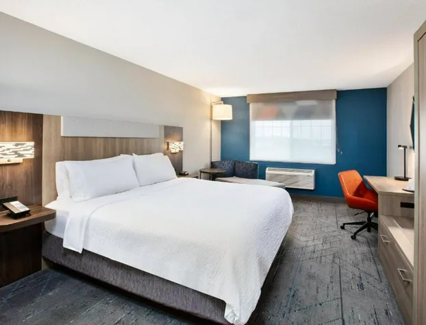 Holiday Inn Express Hotel & Suites Defiance by IHG hotel detail image 1