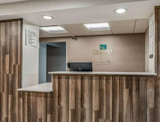 Quality Inn Bucyrus North hotel detail image 4