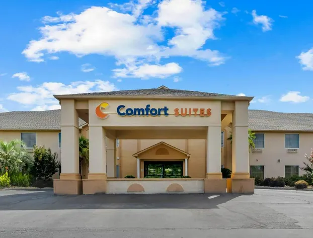 Comfort Suites Milledgeville hotel detail image 1