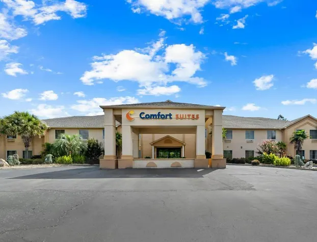 Comfort Suites Milledgeville hotel detail image 3